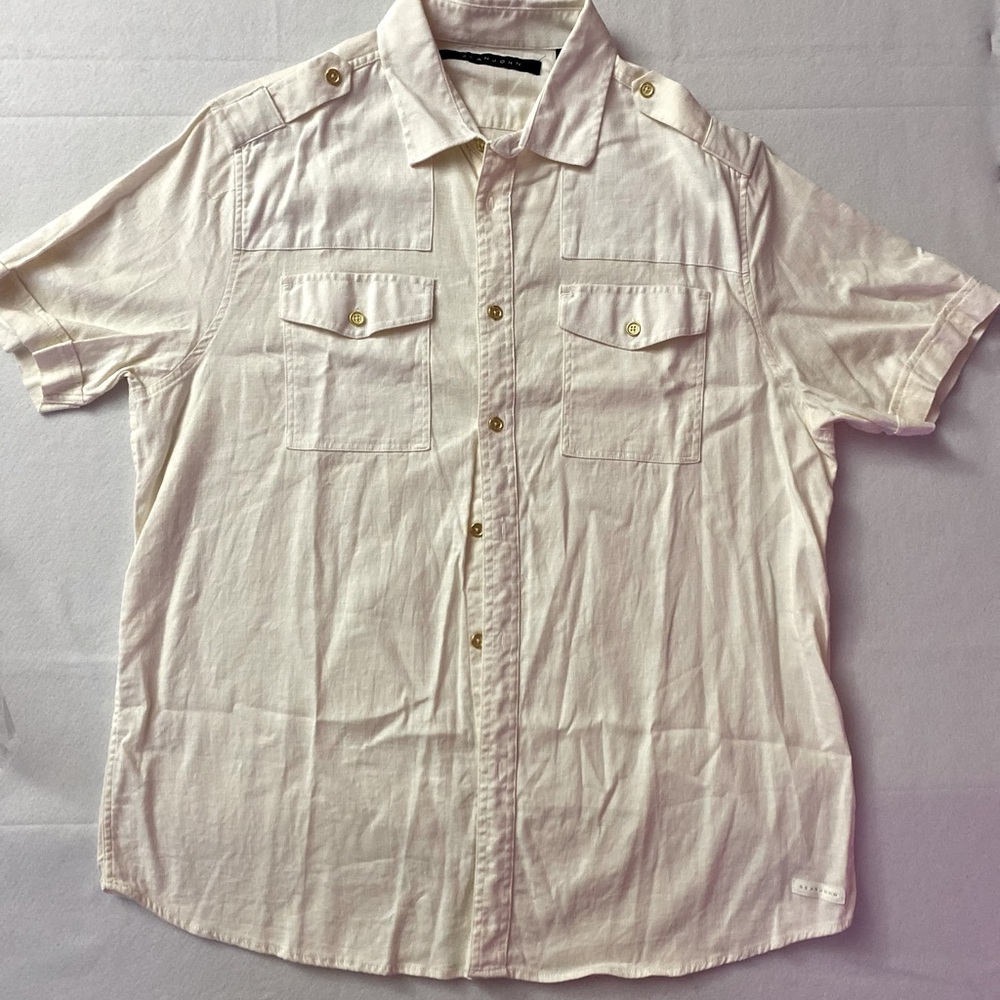 Linen Button Down Shirt Sz XL Beige/cream Short Sleeve gold buttons, Pockets